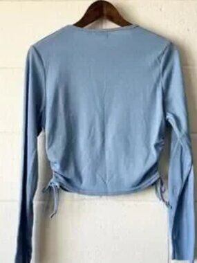 Pretty Little Thing Blue Ribbed Scrunch Long Sleeve Top Blouse Women's Size 10